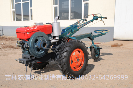 NX201型手(shou)扶拖拉機